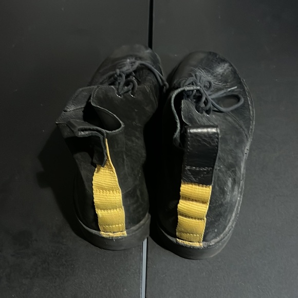 Casual Clark’s shoes.  Used but still has plenty of life left in them..